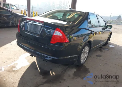 2010 Ford Fusion Hybrid из США, поврежденный, VIN 3FADP0L38AR137004